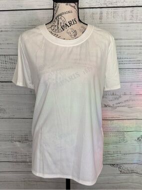 Classic White Ribbed Crewneck women's Shirt size large pulse boutique